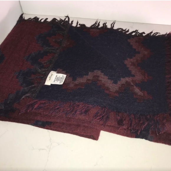 Wilfred Wool Blanket Scarf - Picture 4 of 5